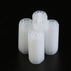 Πλαστικά μέσα φίλτρων Aquaponics MBBR 25*12mm κατεργασία ύδατος βιο CEL μεγέθους για τη λίμνη